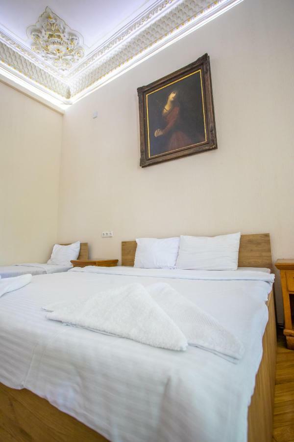 Hotel Veneto Kutaisi Ngoại thất bức ảnh