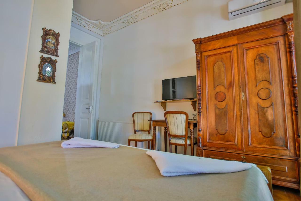 Hotel Veneto Kutaisi Ngoại thất bức ảnh