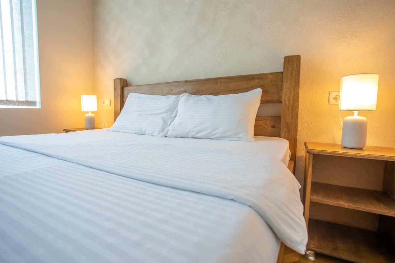 Hotel Veneto Kutaisi Ngoại thất bức ảnh